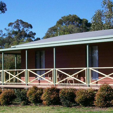 Cabins On Halls Pokolbin Exterior photo