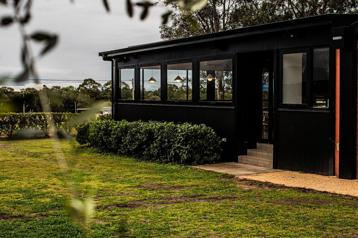 Cabins On Halls Pokolbin Exterior photo