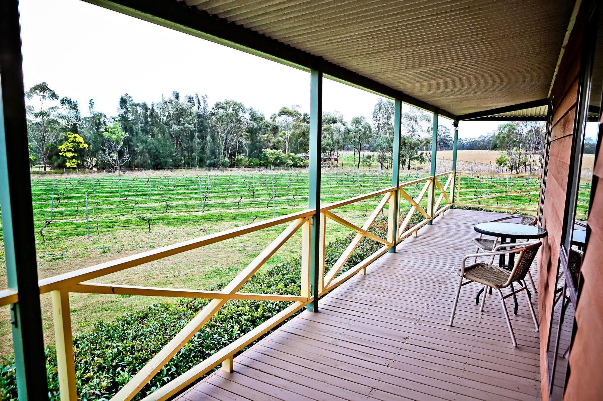 Cabins On Halls Pokolbin Exterior photo